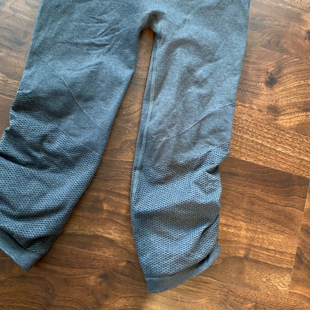 Ivivva Breathe Love Crop Seamless Gray Size 10 - Picture 2 of 5